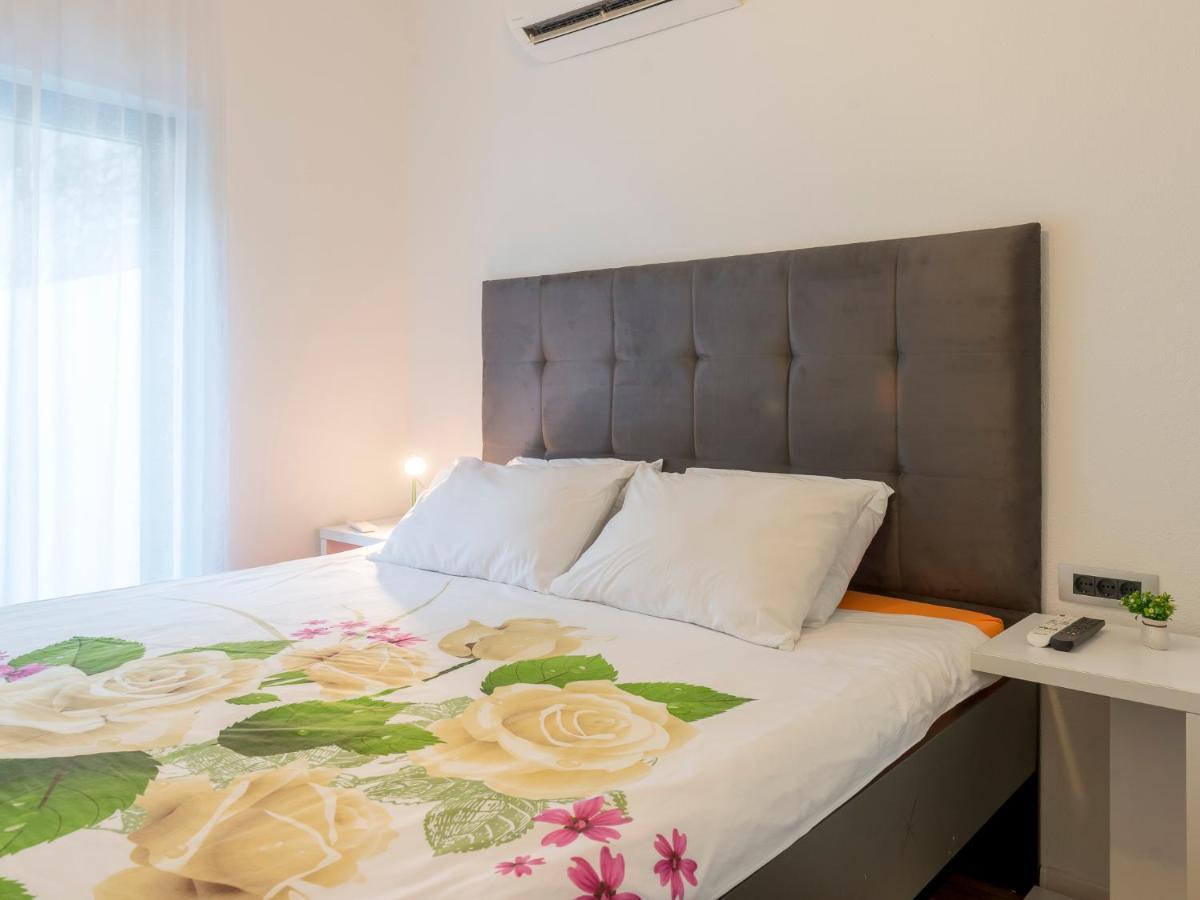 Apartments Windrose Kotor Exterior foto